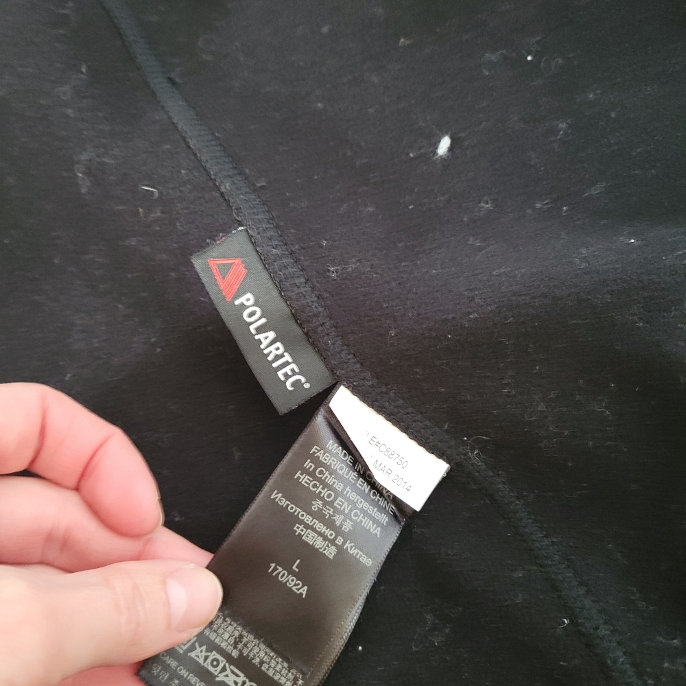 Marmot Teal Blue and Black Quilted Insulated Vest - Picture 6 of 10